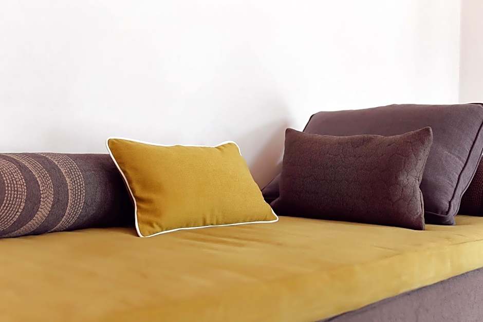 Living In Aparthotel