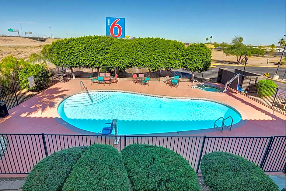Motel 6-Apache Junction, AZ