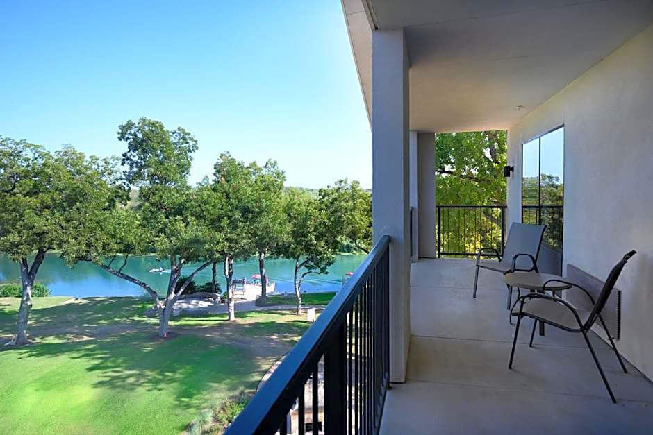 Courtyard by Marriott New Braunfels River Village