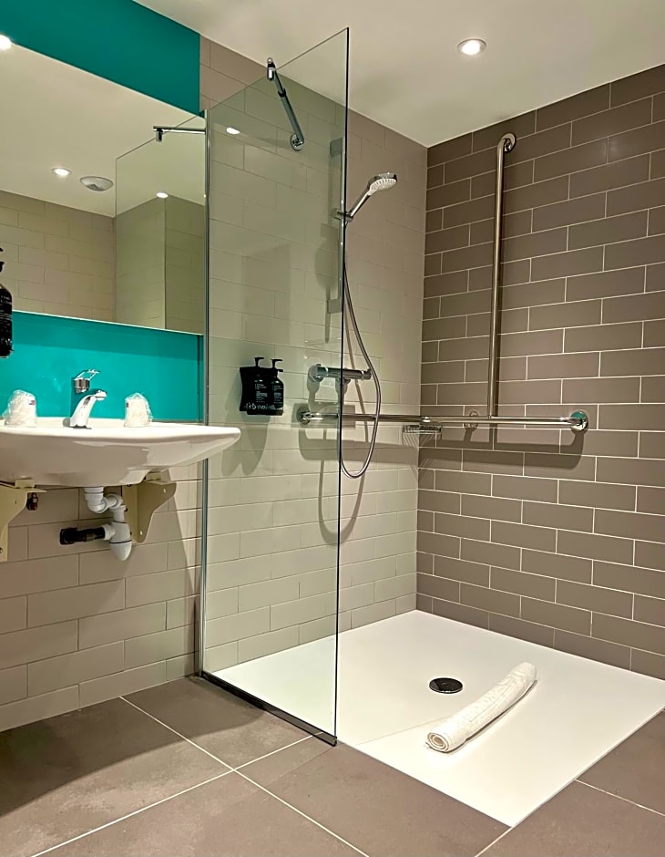 Holiday Inn Express - Marne-la-Vallée Val d'Europe by IHG