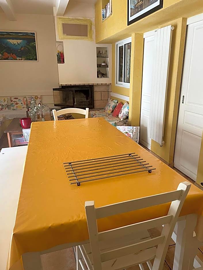 -Dorm Hostelworld Camp Backpackers-la girelle