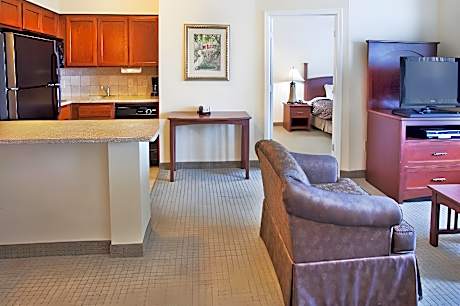One-Bedroom King Suite