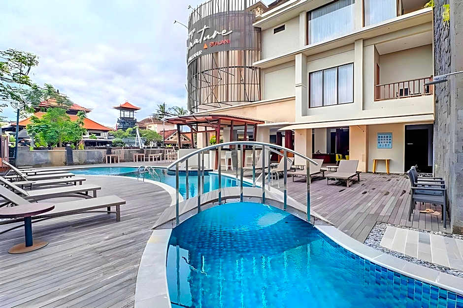 Palette Signature Hotel