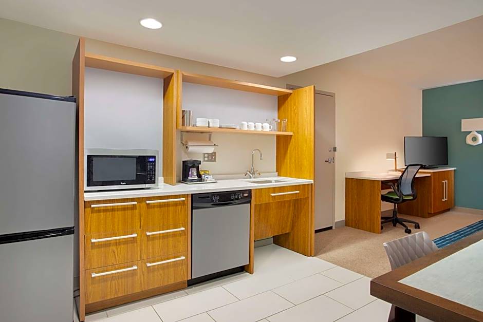 Home2 Suites by Hilton Charlotte I-77 Tyvola Rd