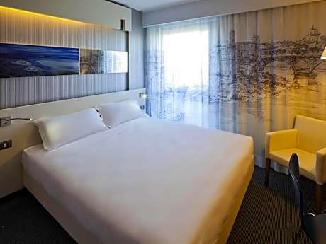 Double Room - Disability Access