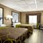 Super 8 by Wyndham Gainesville TX