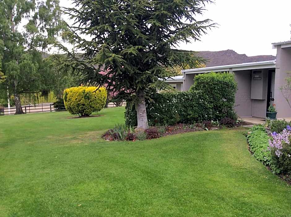 Alexandra Garden Court Motel