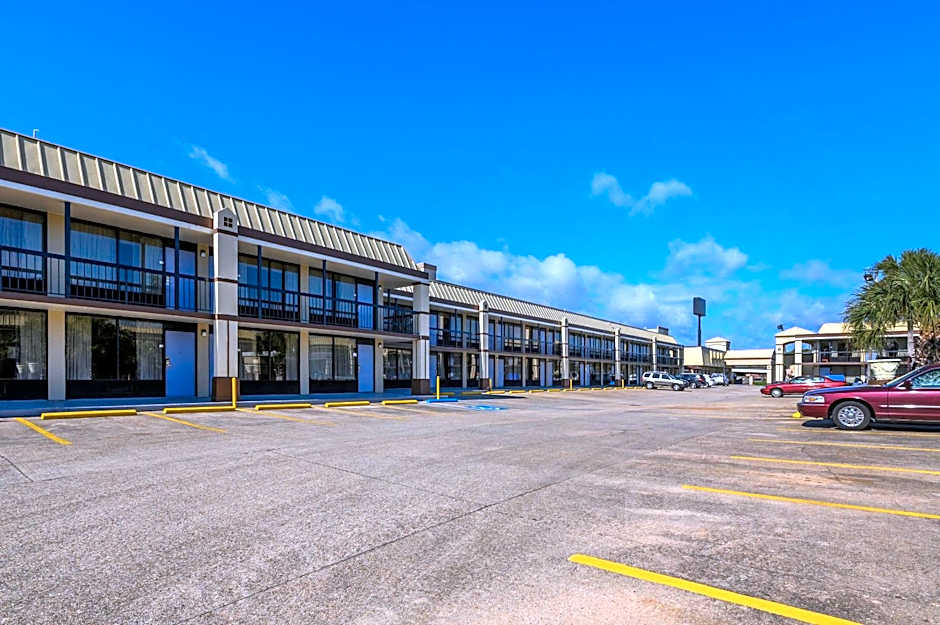 Quality Inn New Orleans I-10 East