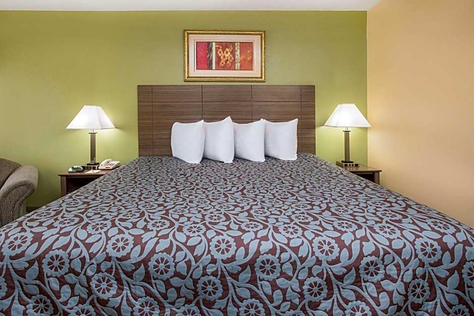 Days Inn by Wyndham Abbeville