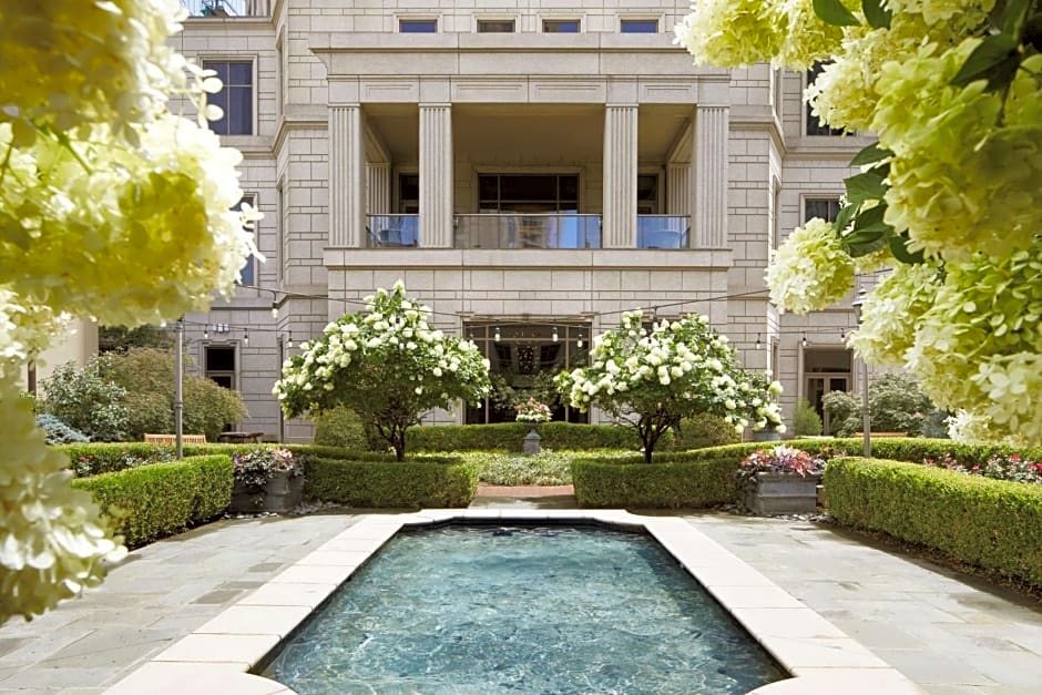 Waldorf Astoria By Hilton Atlanta Buckhead