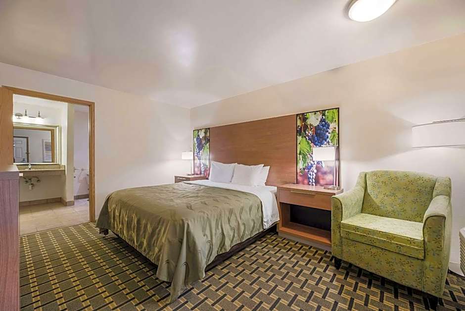 Quality Inn Near Fort Hunter Liggett