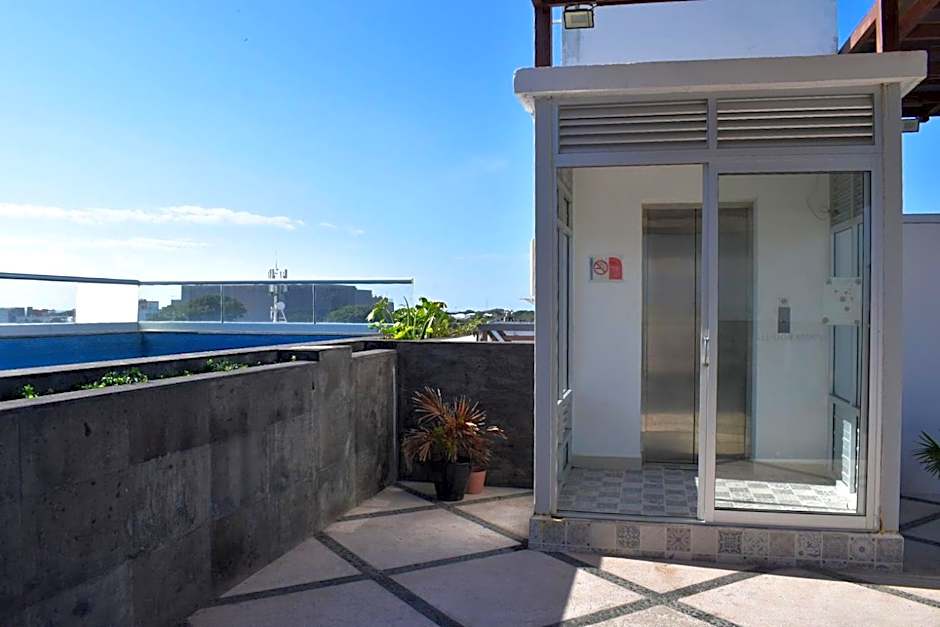 Illusion Xpress I Attraction Hotel Deluxe