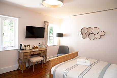 Executive King Room - Non-Smoking