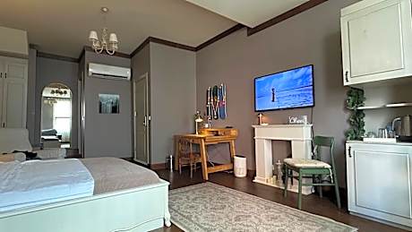 Premium Quadruple Room