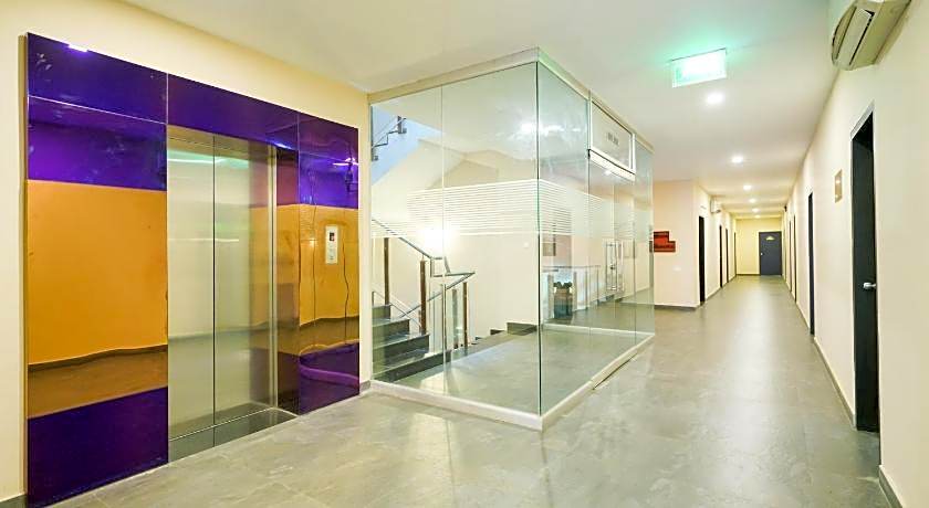 Super Townhouse Mookkannoor Tourist Home