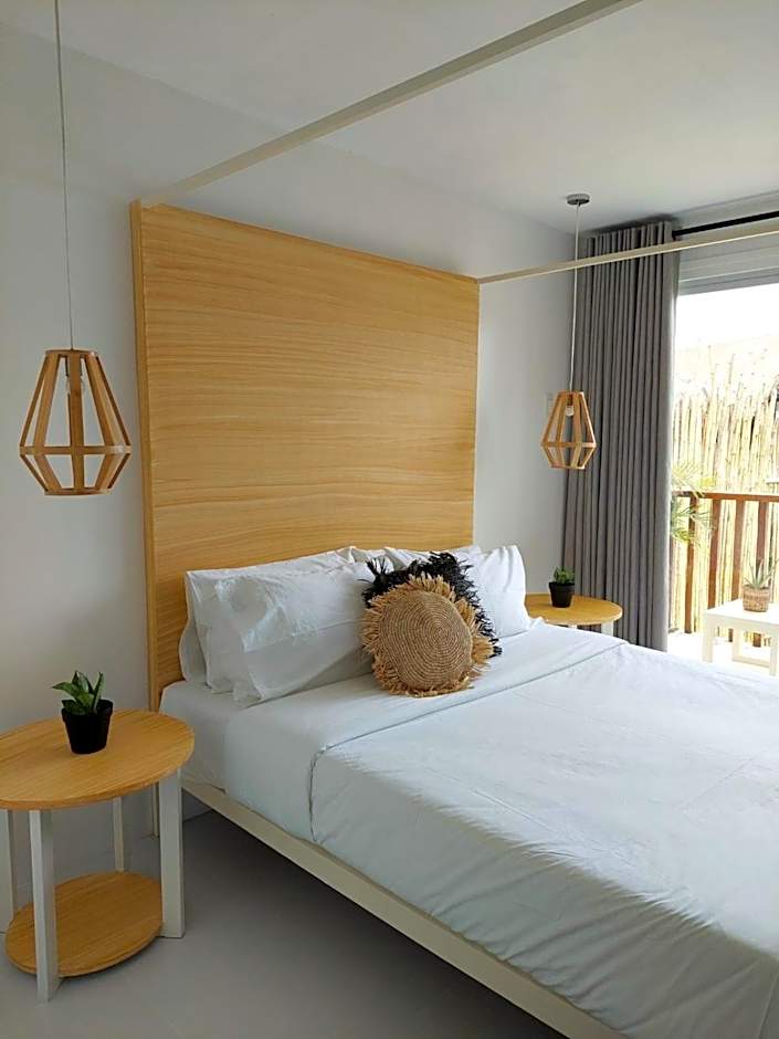 Sea Green Boutique Rooms