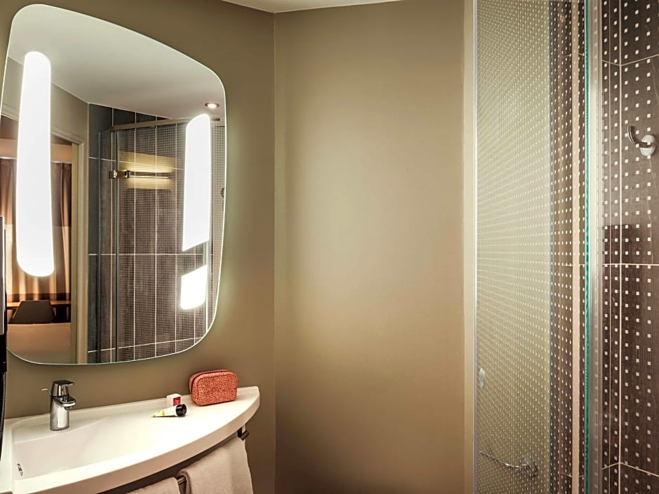 ibis Saint Quentin en Yvelines - Velodrome