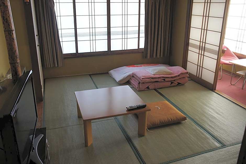 Miyoshiya Ryokan