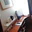 Kyriad Chantilly Hotel