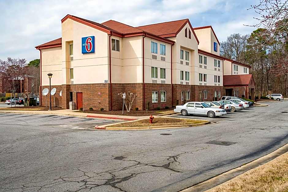 Motel 6-Rocky Mount, NC