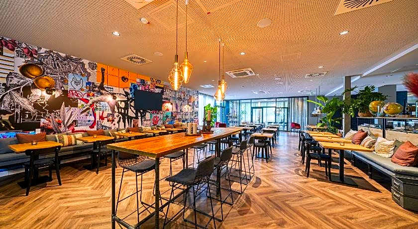 Vienna House Easy by Wyndham Hannover