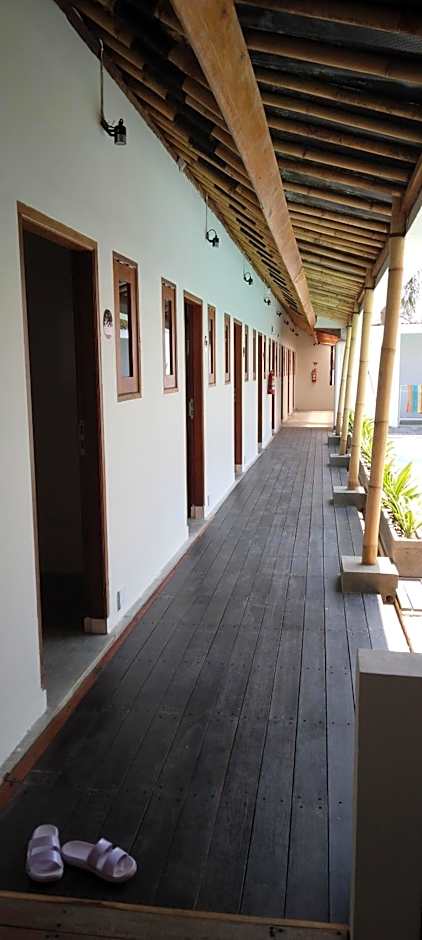 Roots Hotel Trawangan