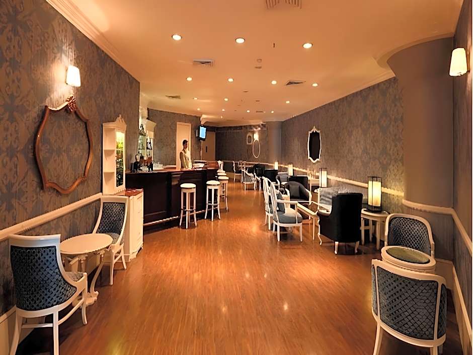 Sarovar Portico  Surajkund Faridabad