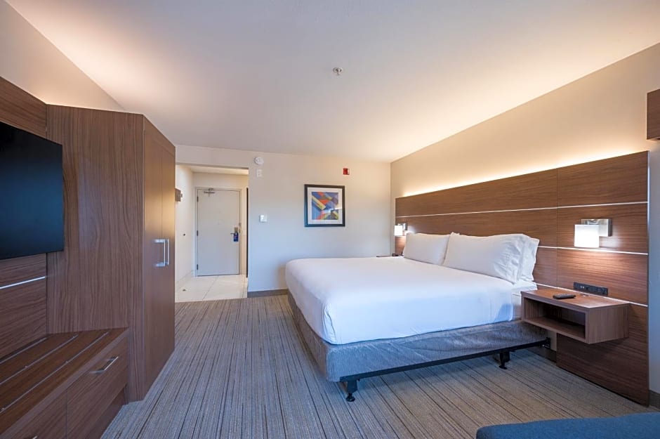 Holiday Inn Express Grover Beach-Pismo Beach Area By IHG