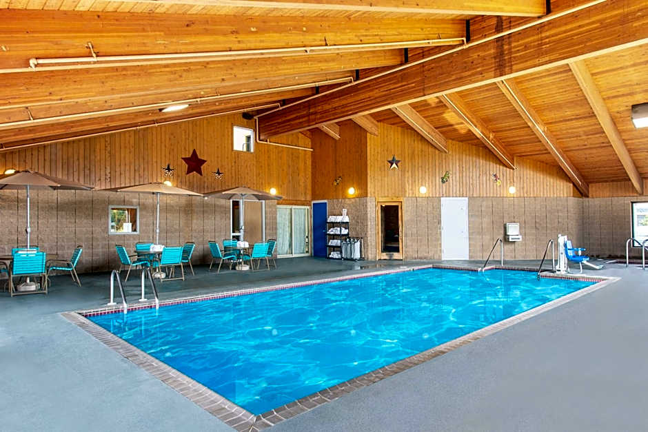 AmericInn by Wyndham Calumet