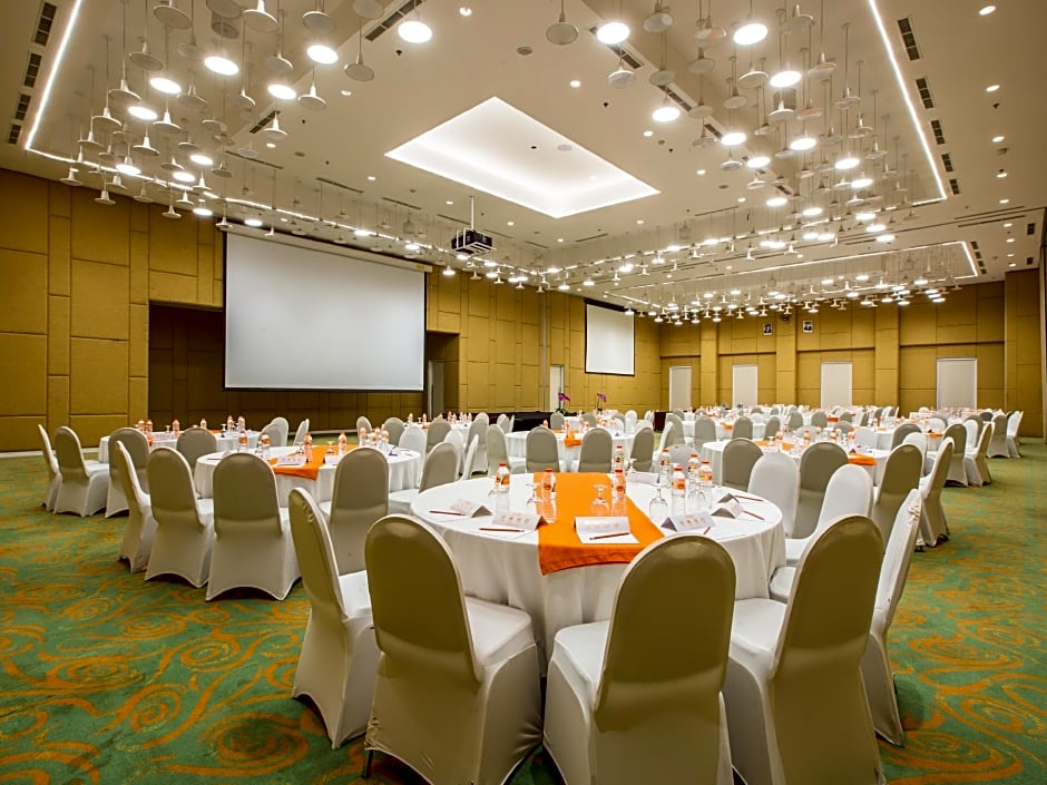 Harris Hotel And Conventions Denpasar Bali