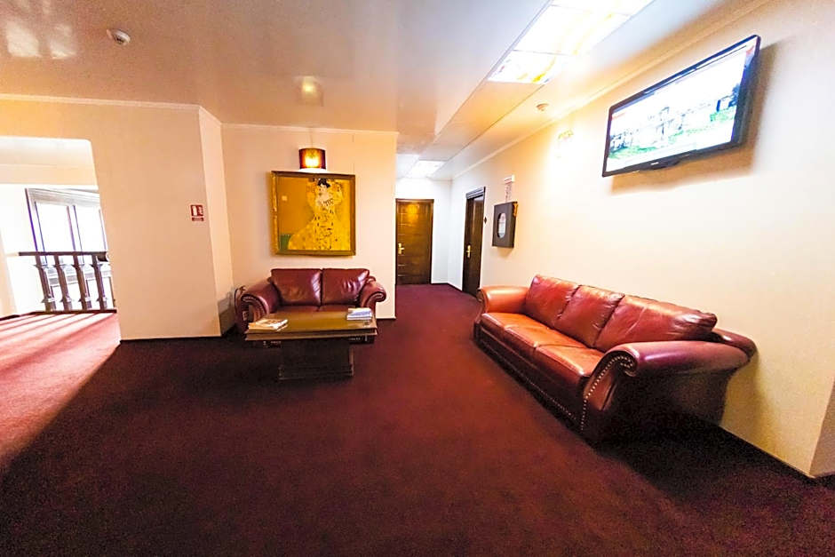 Daily Plaza Boutique Hotel