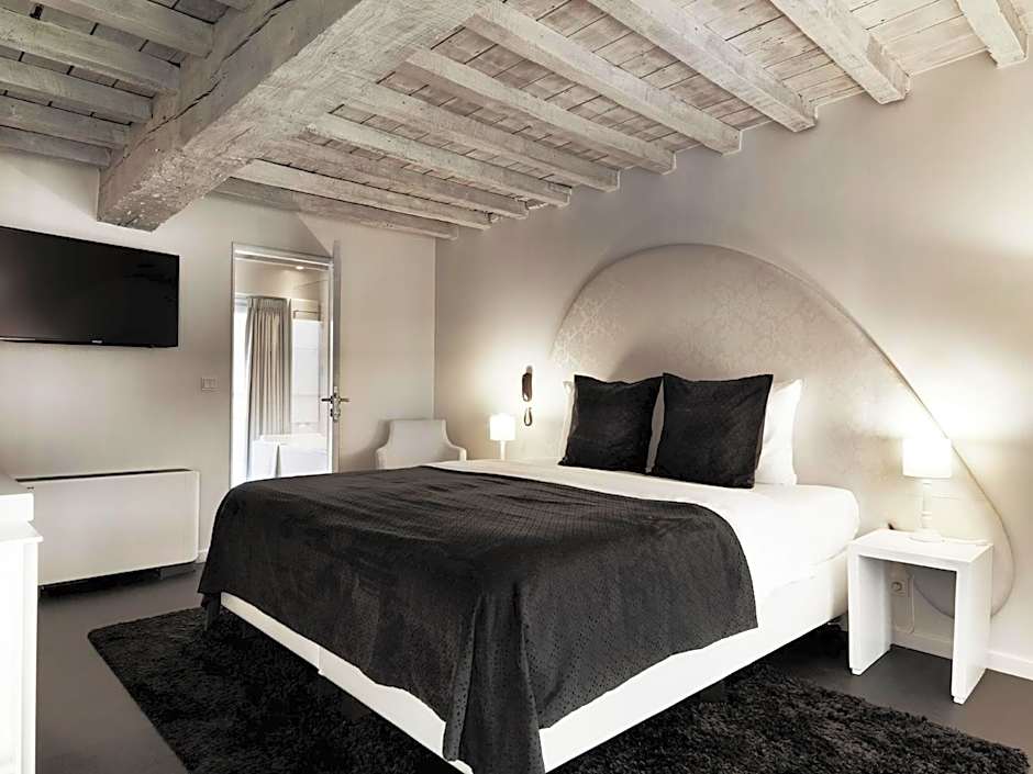 Hotel Harmony