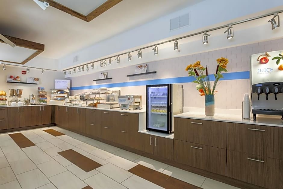 Holiday Inn Express Irondequoit By IHG