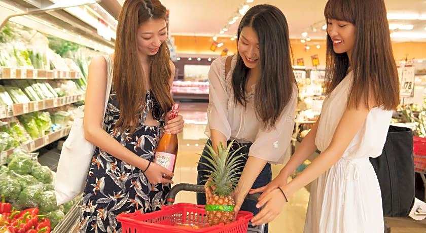 Pine Hills Hotel Miyakojima