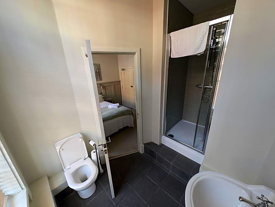 The Bear Marlborough