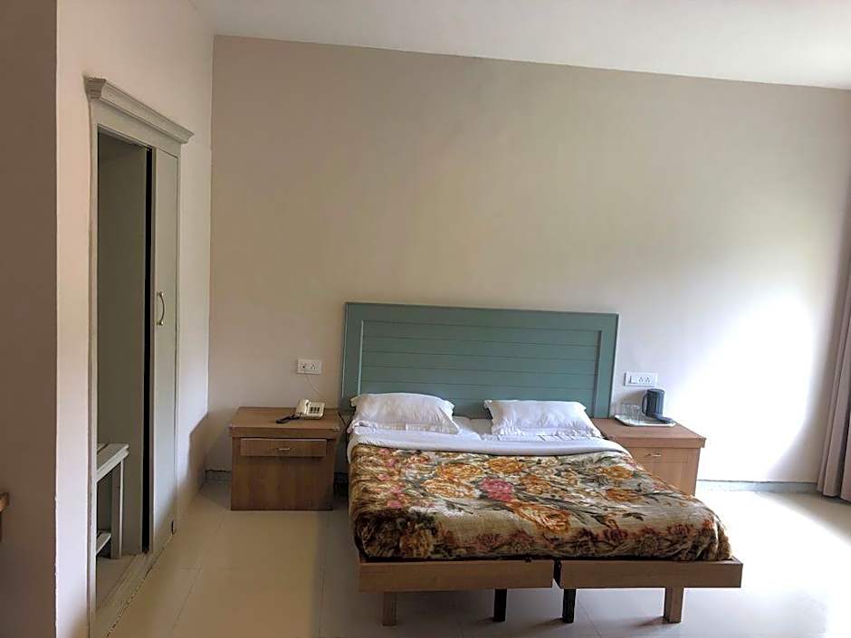 Hotel Preethi Palace