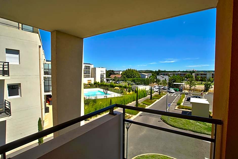 KOSY Appart'Hôtels - Campus Del Sol Esplanade