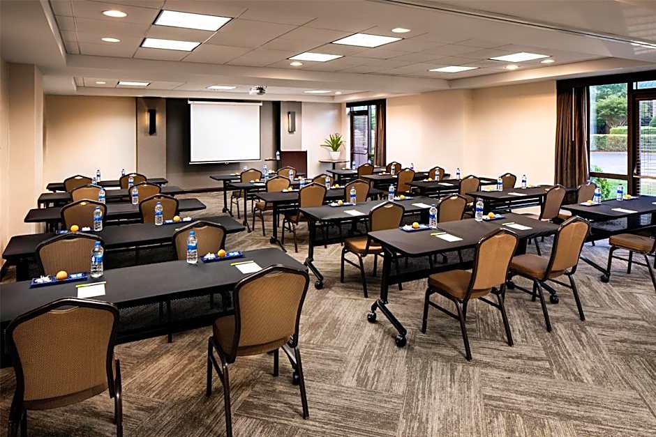 Hyatt Place Dallas Park Central