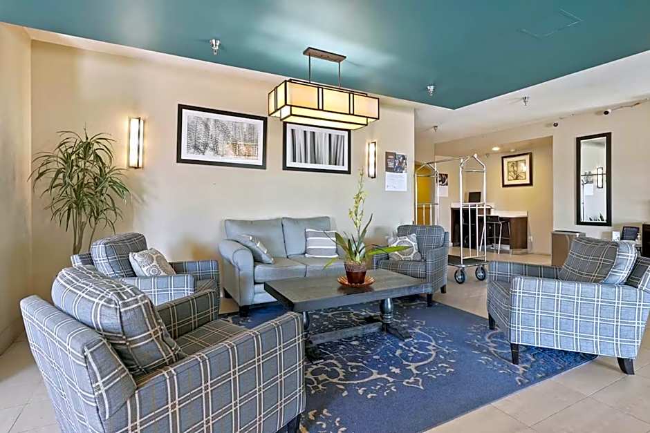 Baymont by Wyndham Henderson-Northeast Denver