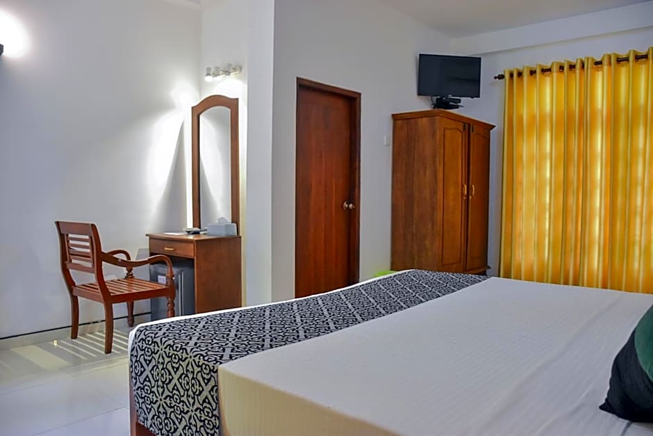 Photo 1 of 11 of Deluxe 1 King Bed