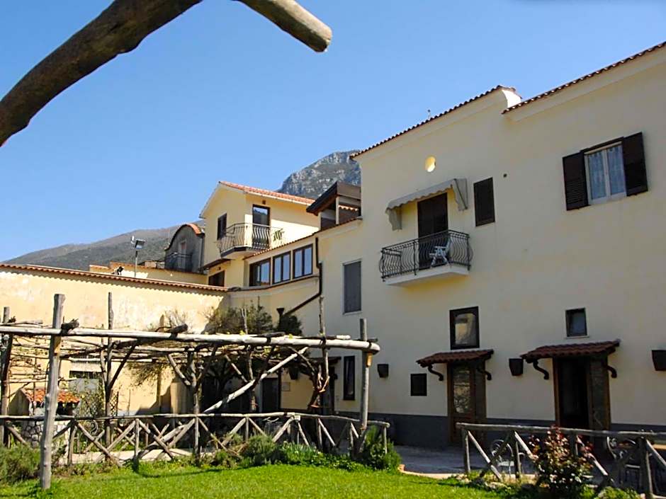 Reale Wine Resort