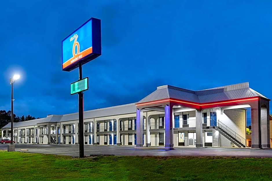 Studio 6 Meridian, MS Bonita Lakes