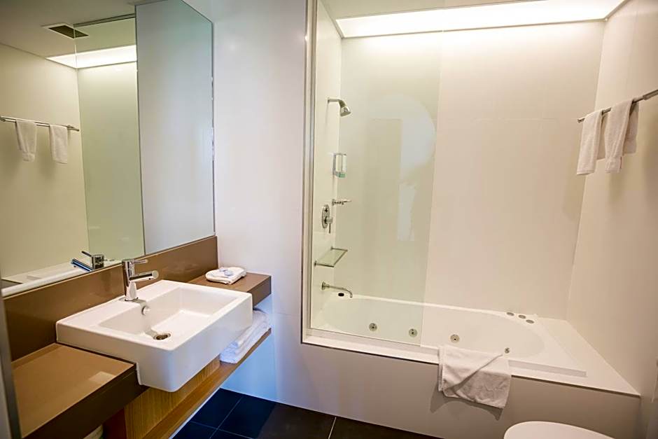 Alpha Hotel Eastern Creek