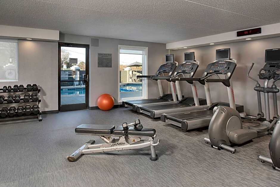 Courtyard by Marriott Winston-Salem University
