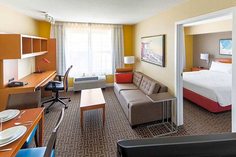 TownePlace Suites by Marriott Los Angeles LAX/Manhattan Beach