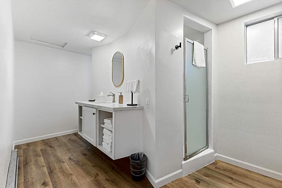 Suite Meadow @CN Lodge# 7