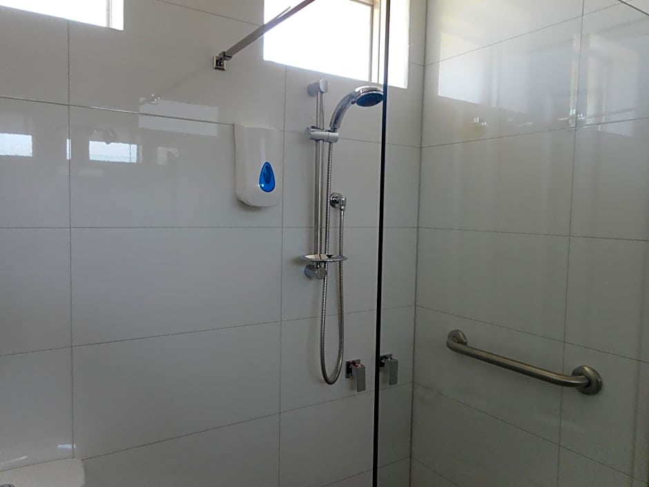 Acacia Rose Motor Inn