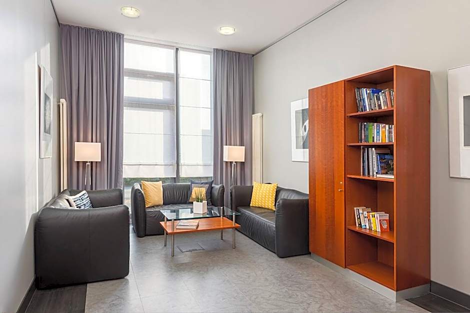 Hotel Wolfsburg Centrum Affiliated by Melia