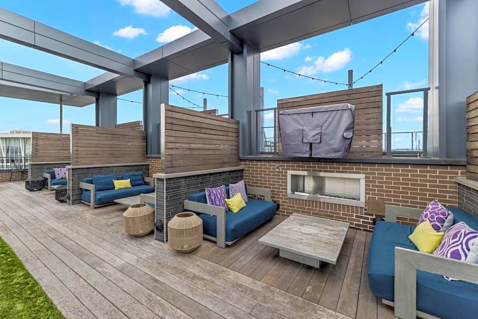 Placemakr Marymount Ballston