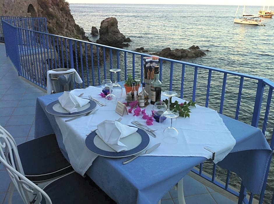 Hotel Rocce Azzurre